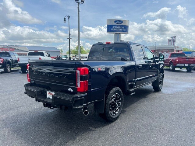 2025 Ford F-350 Platinum photo 3