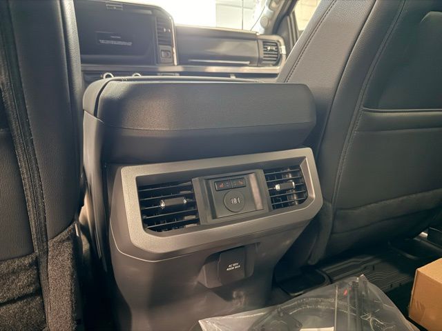 2026 Ford F-350 Super Duty Lariat - Photo 15