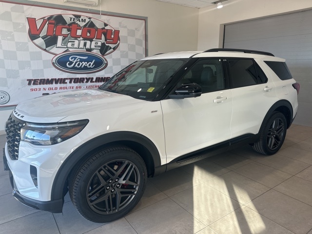 2026 Ford Explorer ST-LINE's photo