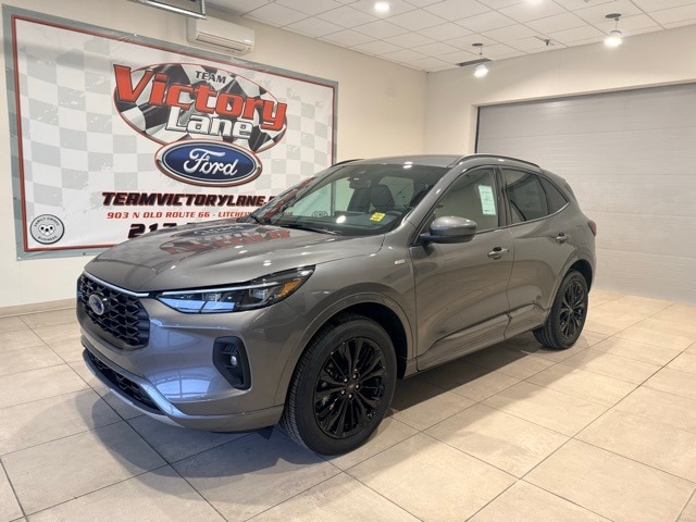 2026 Ford Escape ST-Line Elite's photo