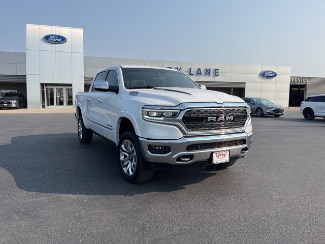 Used 2022 RAM Ram 1500 Pickup Limited with VIN 1C6SRFHT4NN474616 for sale in Litchfield, IL