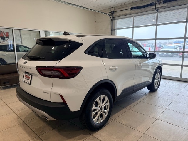 2026 Ford Escape Active photo 4