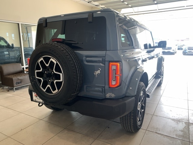 2025 Ford Bronco Outer Banks photo 4