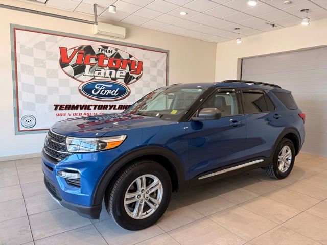 2023 Ford Explorer XLT 4WD's photo