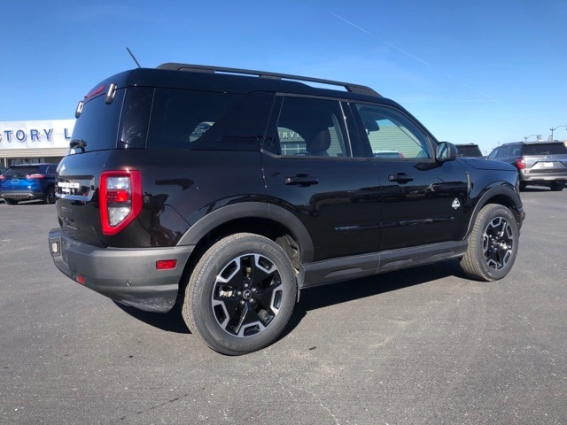 Certified 2021 Ford Bronco Sport Outer Banks with VIN 3FMCR9C67MRA00831 for sale in Litchfield, IL