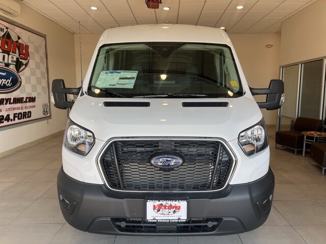 2025 Ford Transit photo 2
