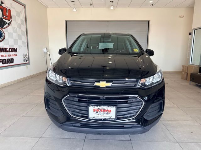 Used 2018 Chevrolet Trax LS with VIN 3GNCJKSBXJL227227 for sale in Litchfield, IL