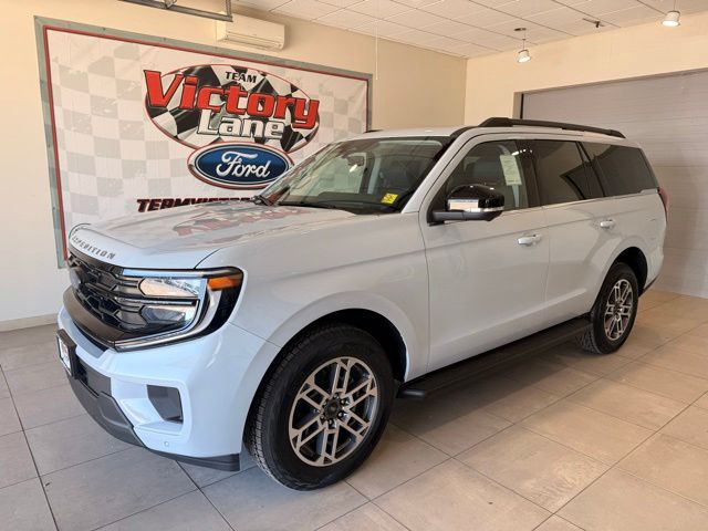 2026 Ford Expedition Active 4x4's photo