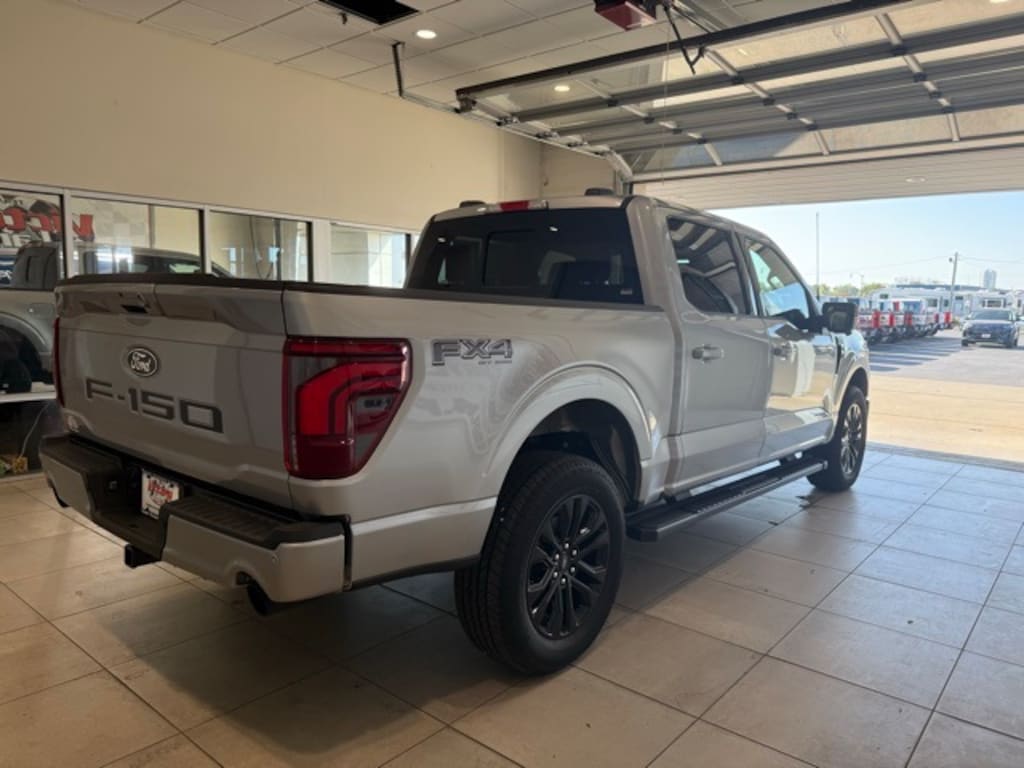 New 2025 Ford F-150 Lariat Truck SuperCrew Cab