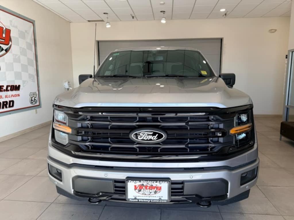 New 2025 Ford F-150 XLT Truck SuperCrew Cab