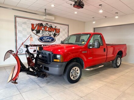 2007 Ford F-250SD XLT Truck Regular Cab