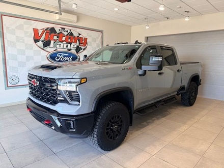 2025 Chevrolet Silverado 2500HD ZR2 Truck Crew Cab