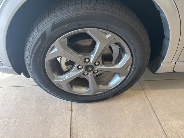 2024 Ford Escape ST-Line photo 3