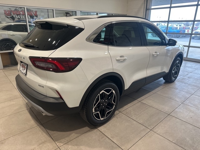 2026 Ford Escape Platinum photo 3