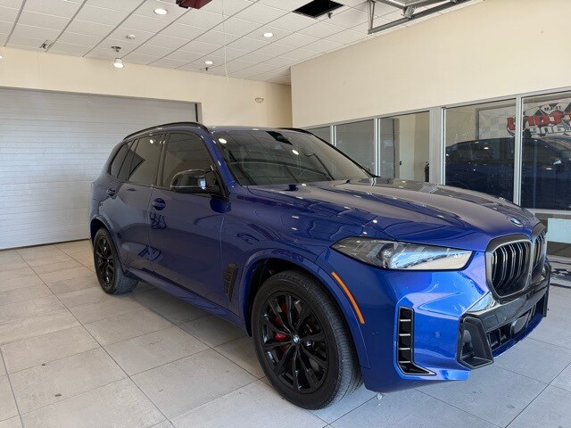 2025 Bmw X5 M60i photo 3