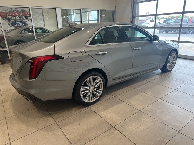 2023 Cadillac CT4 Premium Luxury photo 3