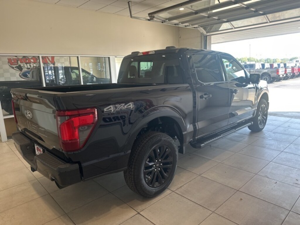 New 2025 Ford F-150 XLT Truck SuperCrew Cab