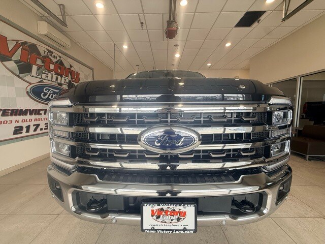 2026 Ford F-350 King Ranch photo 2