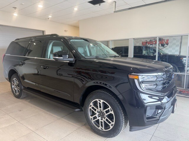 2026 Ford Expedition MAX photo 3