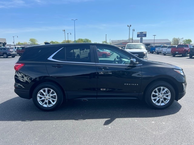 Used 2021 Chevrolet Equinox LT with VIN 3GNAXUEV6ML309631 for sale in Litchfield, IL