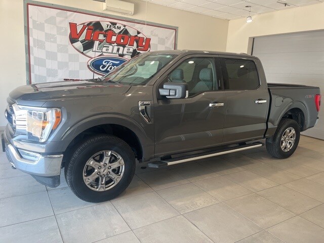 2022 Ford F-150 XLT photo 2