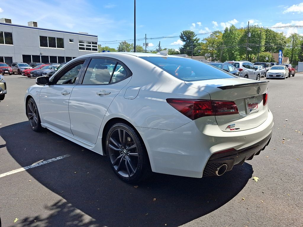 2019 Acura TLX 2.4L Technology A-Spec photo 4