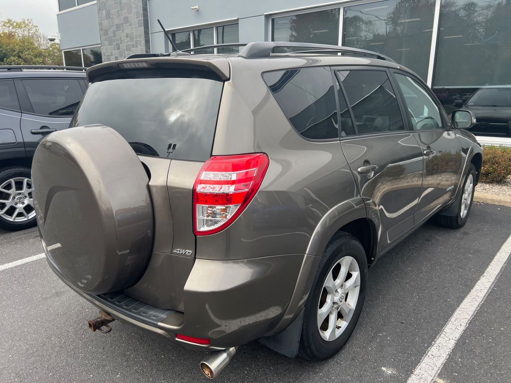 2011 Toyota RAV4 Limited photo 3