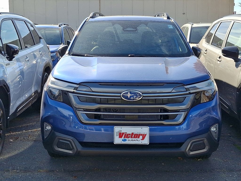 New 2025 Subaru Forester Hybrid Limited SUV