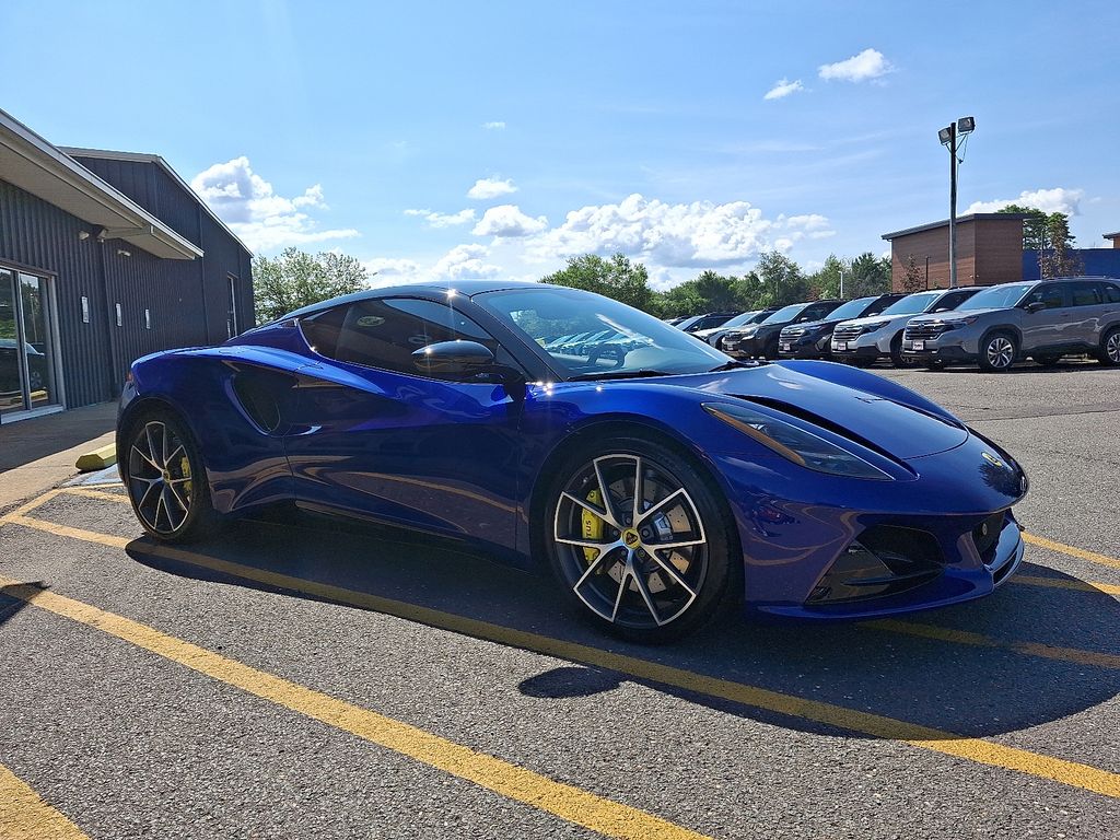 2024 Lotus Emira First Edition - Photo 7