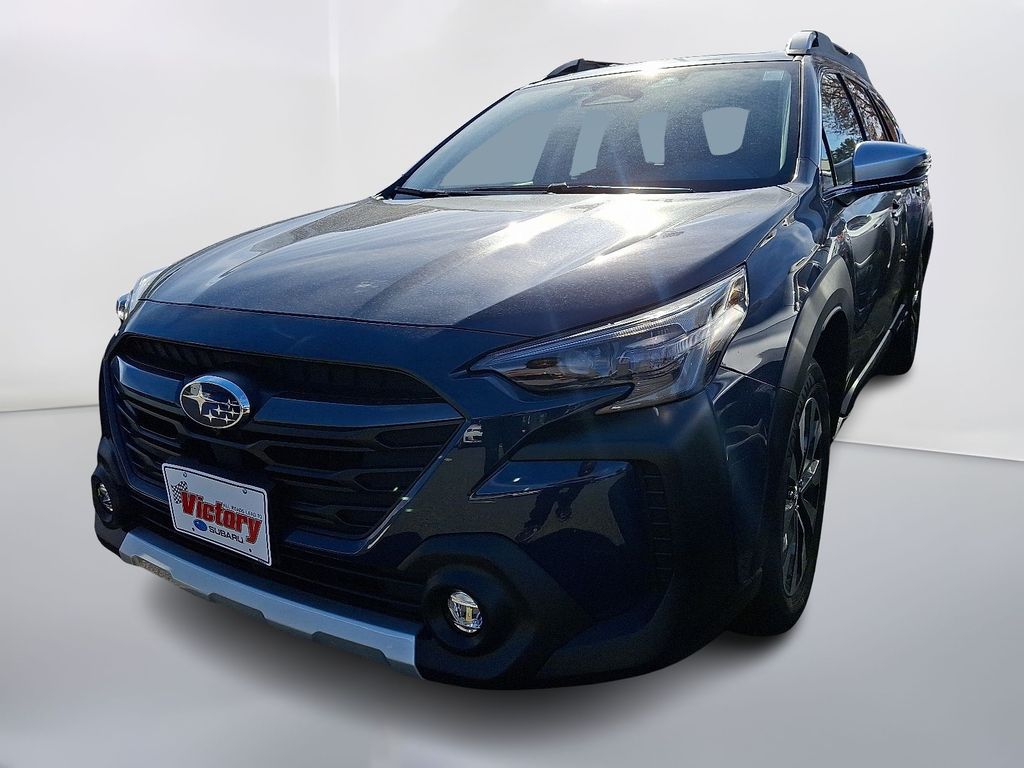 2025 Subaru Outback Touring's photo