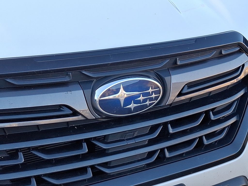 2023 Subaru Forester Limited photo 3