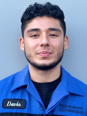 Staff member Davis Gallardo from ID_25ead80aee38