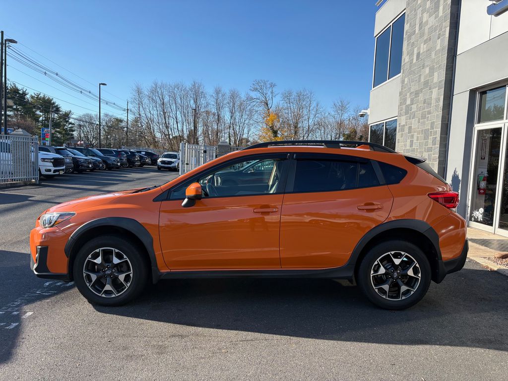 2019 Subaru Crosstrek 2.0i Premium photo 3