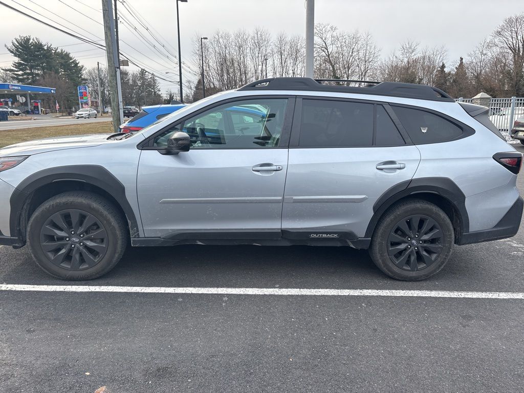 2023 Subaru Outback Onyx Edition's photo
