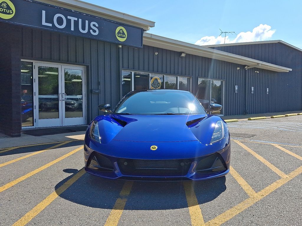 2024 Lotus Emira First Edition - Photo 8