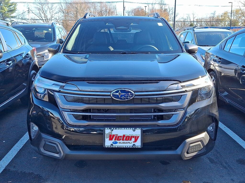 New 2025 Subaru Forester Limited Hybrid SUV