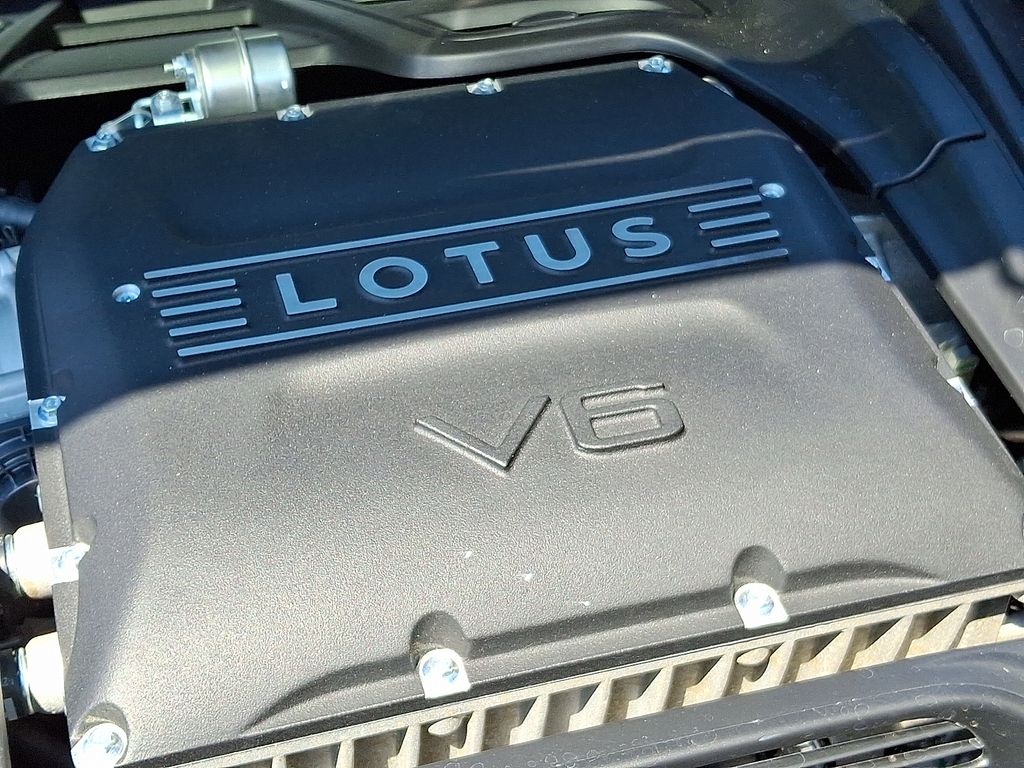 2024 Lotus Emira First Edition - Photo 34