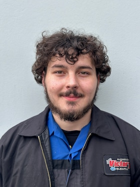 Staff member Scott Landers from ID_33030ba73947