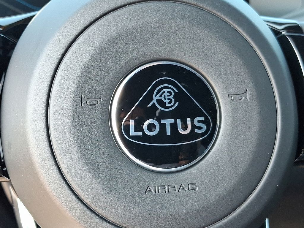 2024 Lotus Emira First Edition - Photo 29