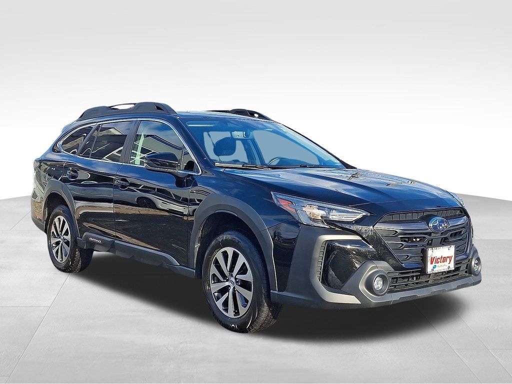 2024 Subaru Outback Premium's photo