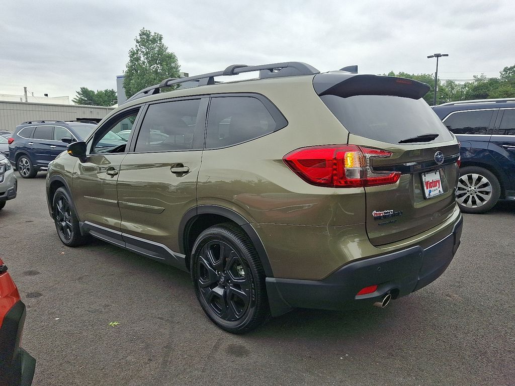 2024 Subaru Ascent Onyx Edition photo 4