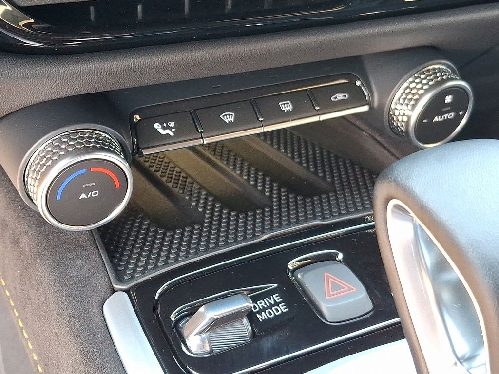 2024 Lotus Emira First Edition - Photo 14