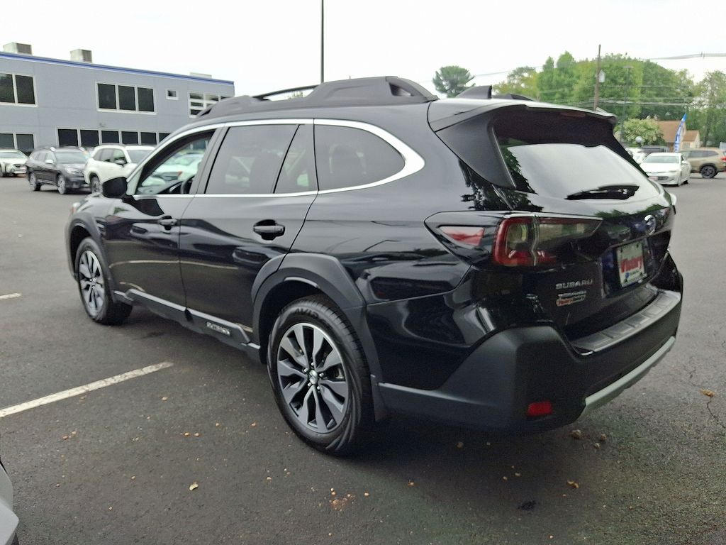 2024 Subaru Outback Limited photo 4