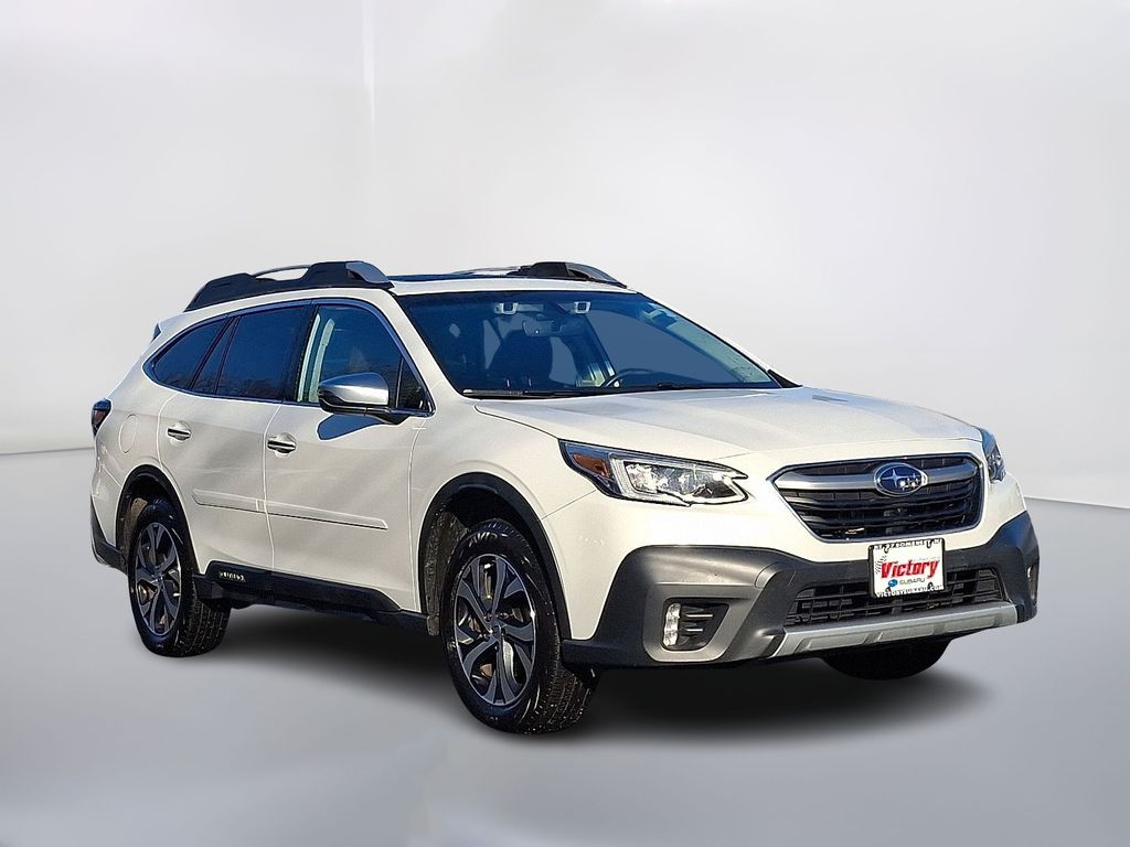 2022 Subaru Outback Touring's photo