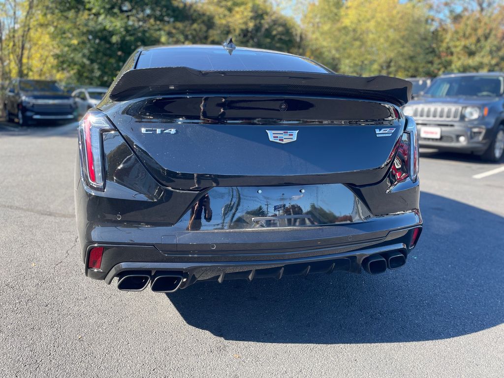 2025 Cadillac CT4 Blackwing photo 4
