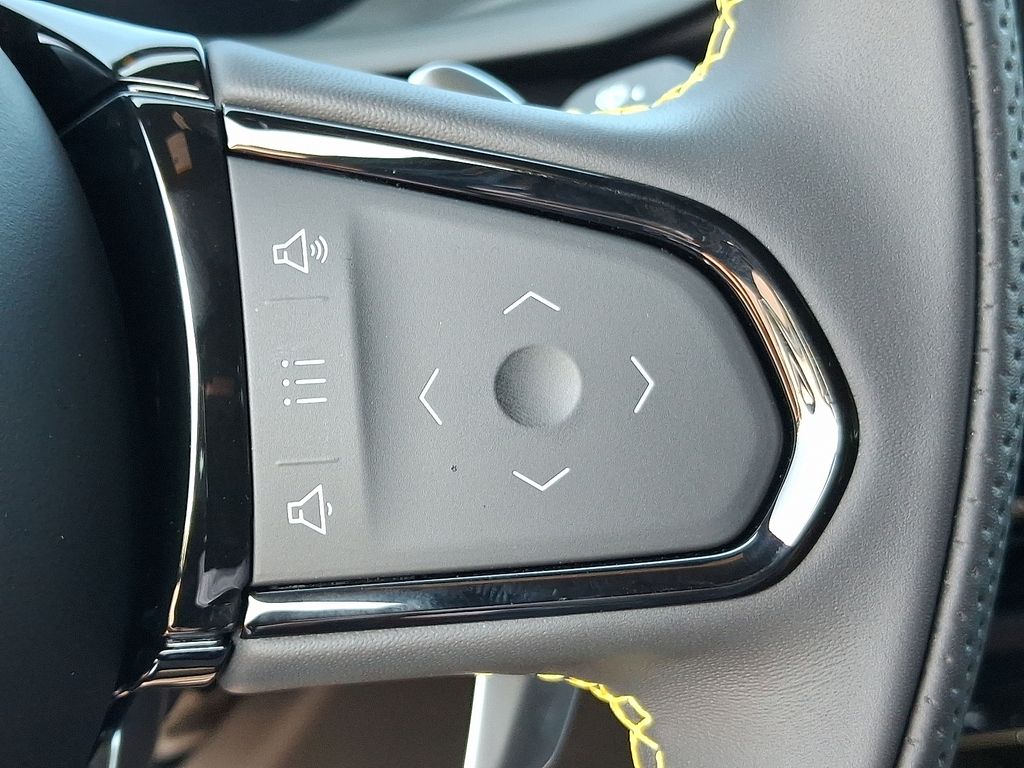 2024 Lotus Emira First Edition - Photo 20