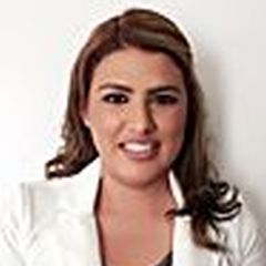 Cinthya Mora
