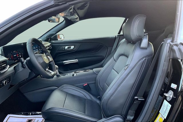 2026 Ford Mustang EcoBoost Premium Convertible - Photo 23