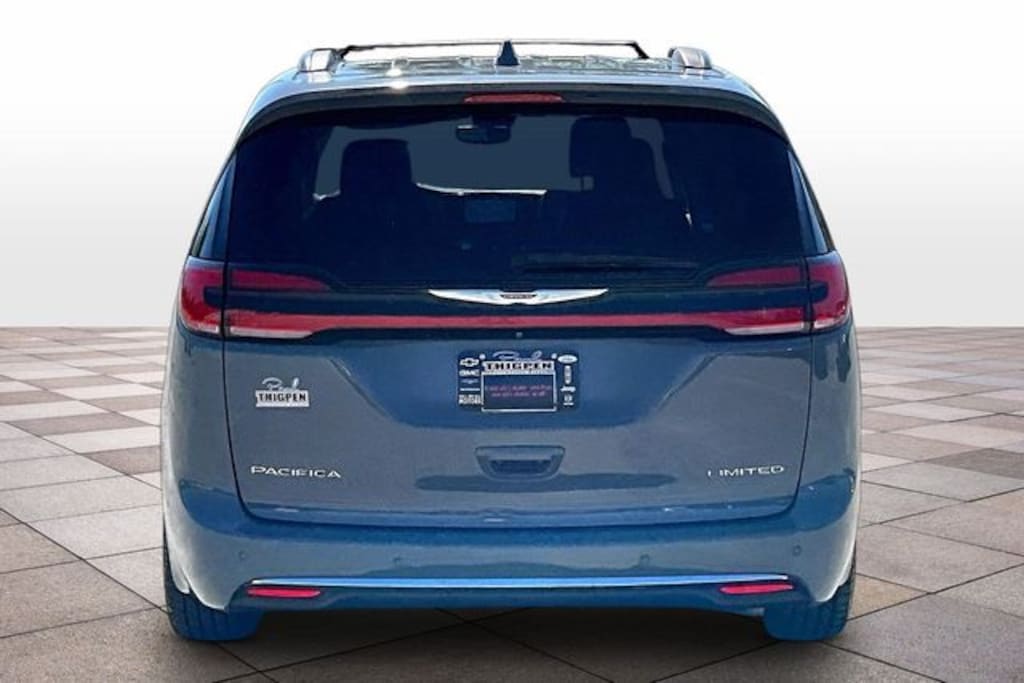 Certified 2022 Chrysler Pacifica Limited Minivan/Van