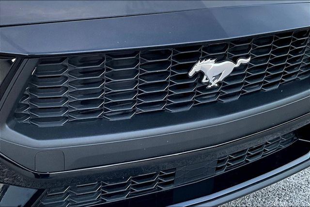 2026 Ford Mustang EcoBoost Premium Convertible - Photo 16